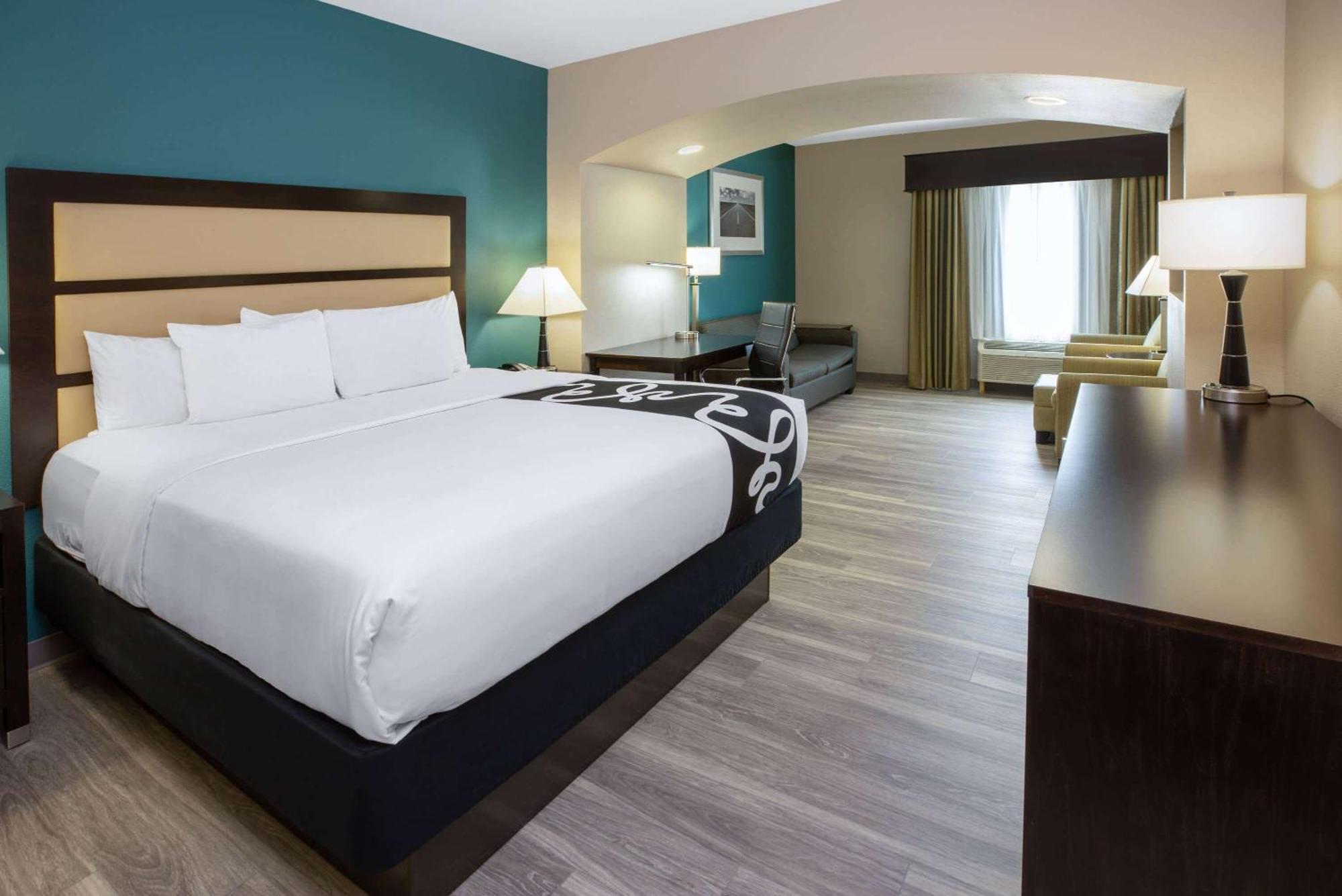 La Quinta Inn & Suites By Wyndham Дюрант Екстериор снимка