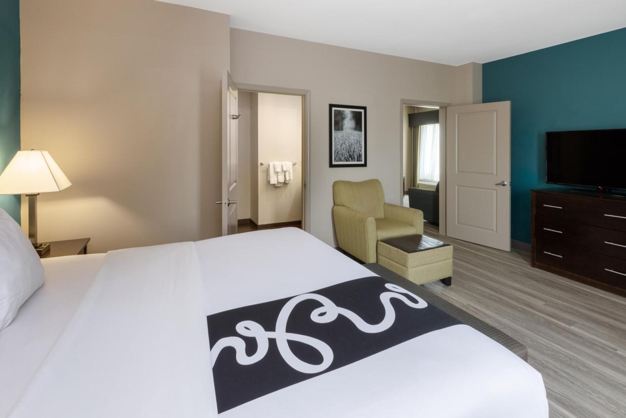 La Quinta Inn & Suites By Wyndham Дюрант Екстериор снимка