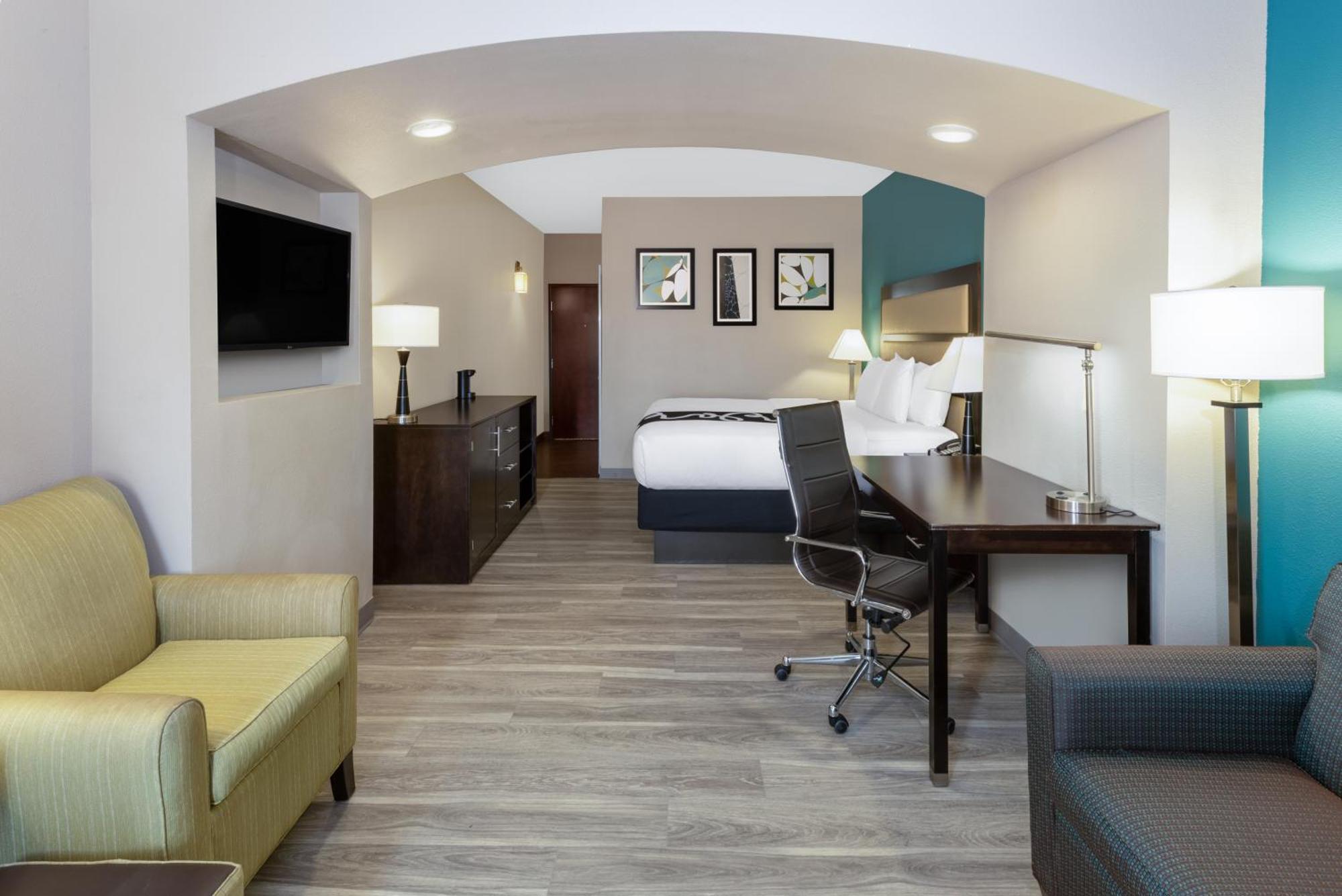 La Quinta Inn & Suites By Wyndham Дюрант Екстериор снимка